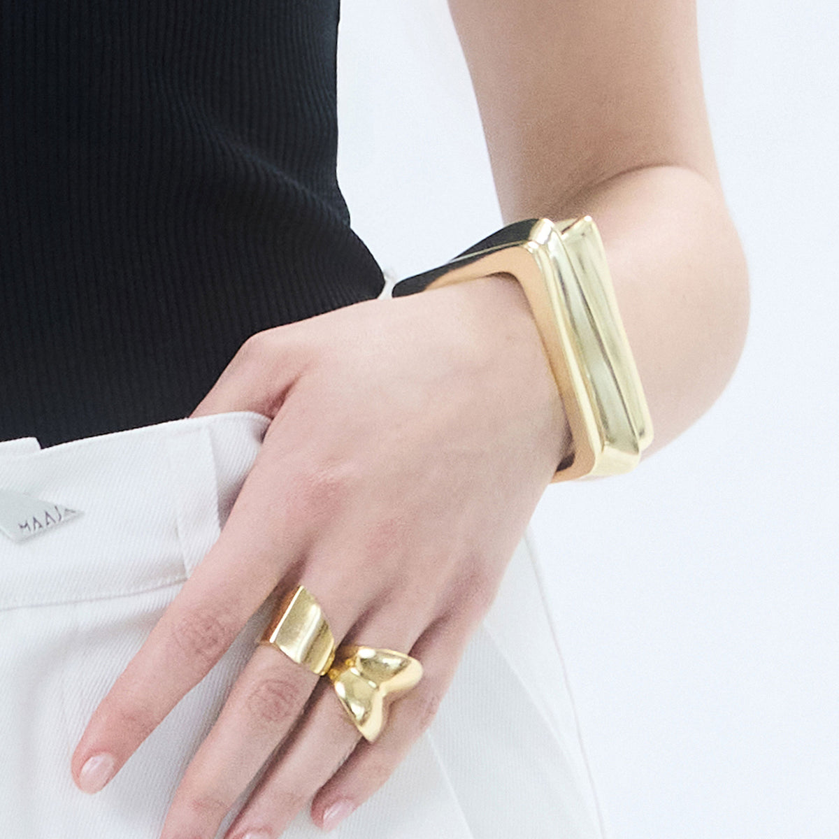 SOLE CUFF
